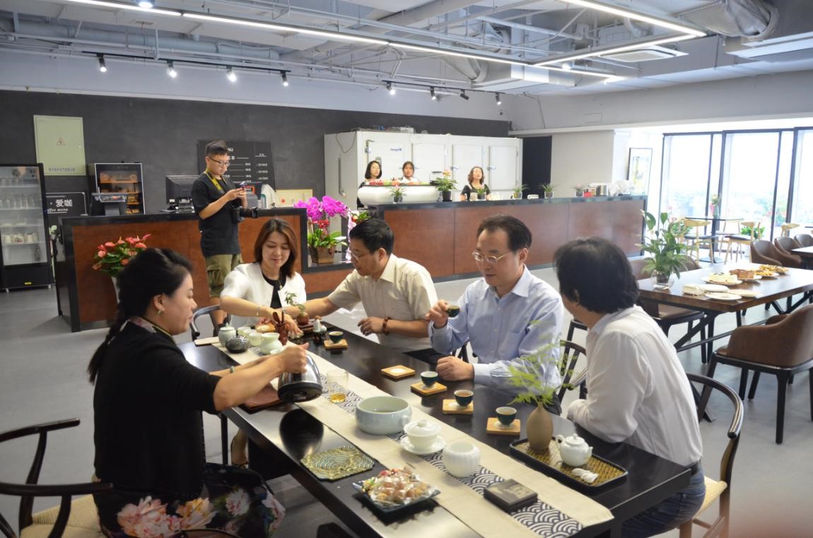 1569759622815675.jpg 2.jpg